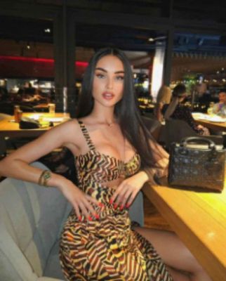 Реальная инди Сюзи, рост: 171, вес: 66, 25 лет